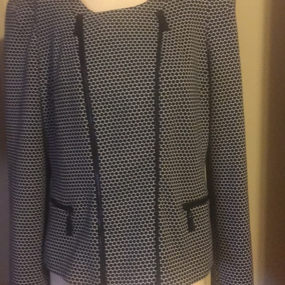 Coat - Picture 2 of 3